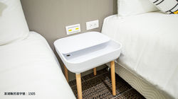 床頭置物空間