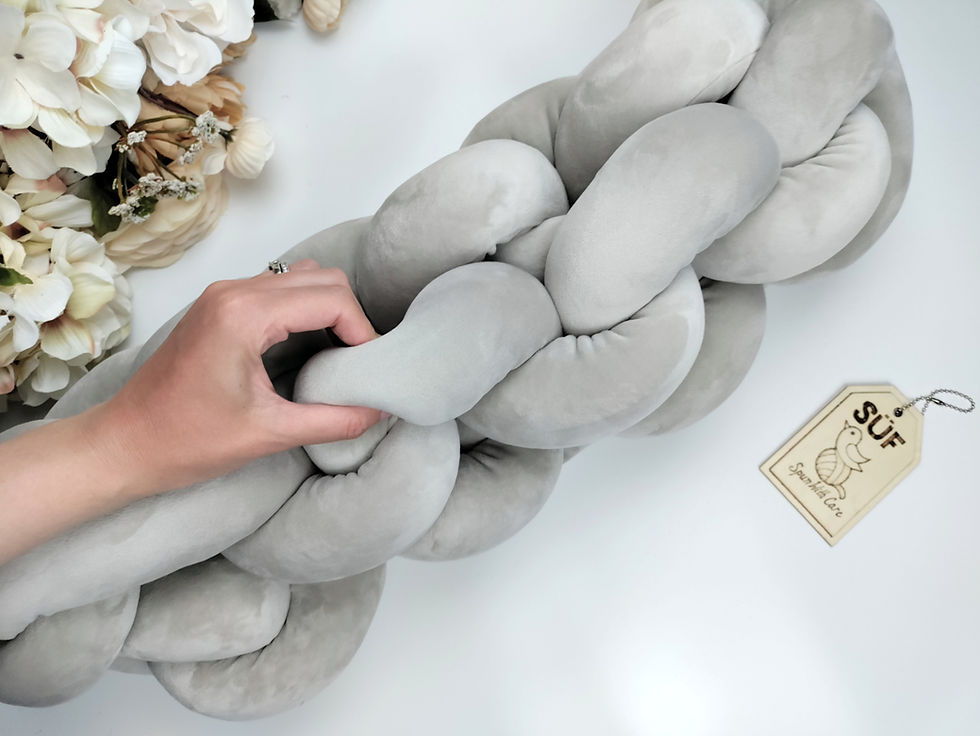 Thumbnail: Bolster Chain knot pillow