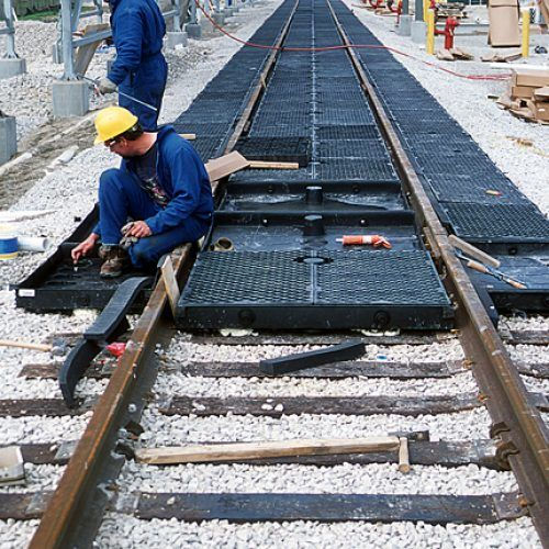 Thumbnail: railroad spill containment pan installation