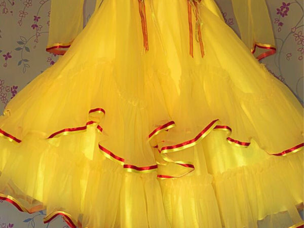 Robe de fête jaune pour fille