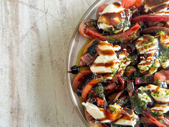 Tomato & Burrata Salad with Balsamic Glaze