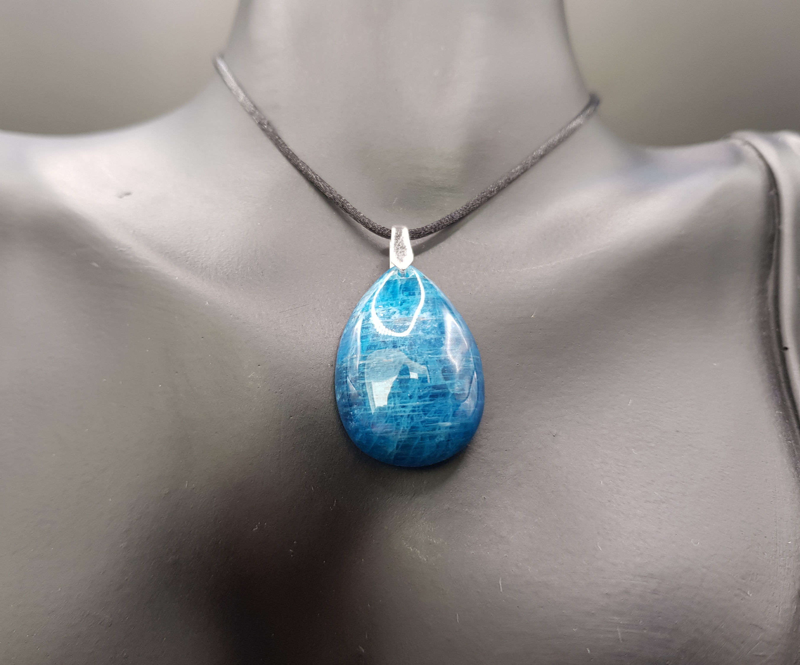 Apatite bleue