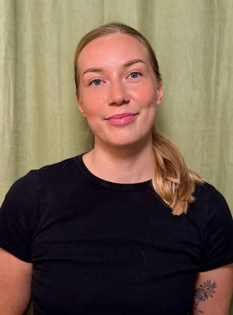 Lilian-naprapaatti-koulutettu-hieroja-NapraWealth-Helsinki-Ruoholahti.JPG