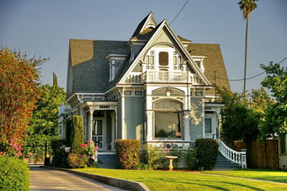 What to Consider Before Remodeling an Older Home