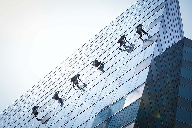 facade-cleaning-services-in-qatar.jpg