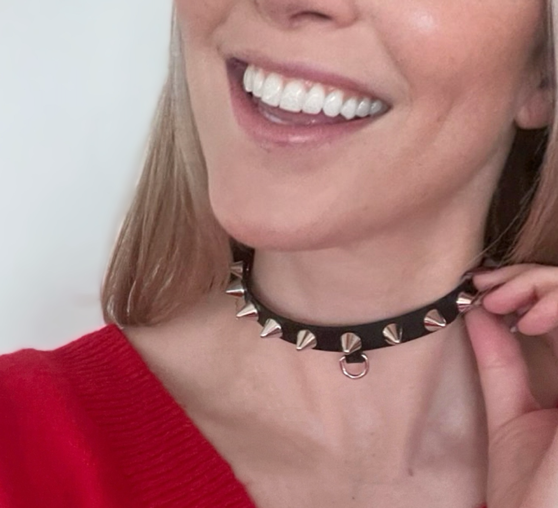 Medium collar