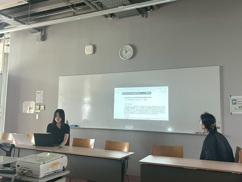 個人の卒論進捗発表の様子