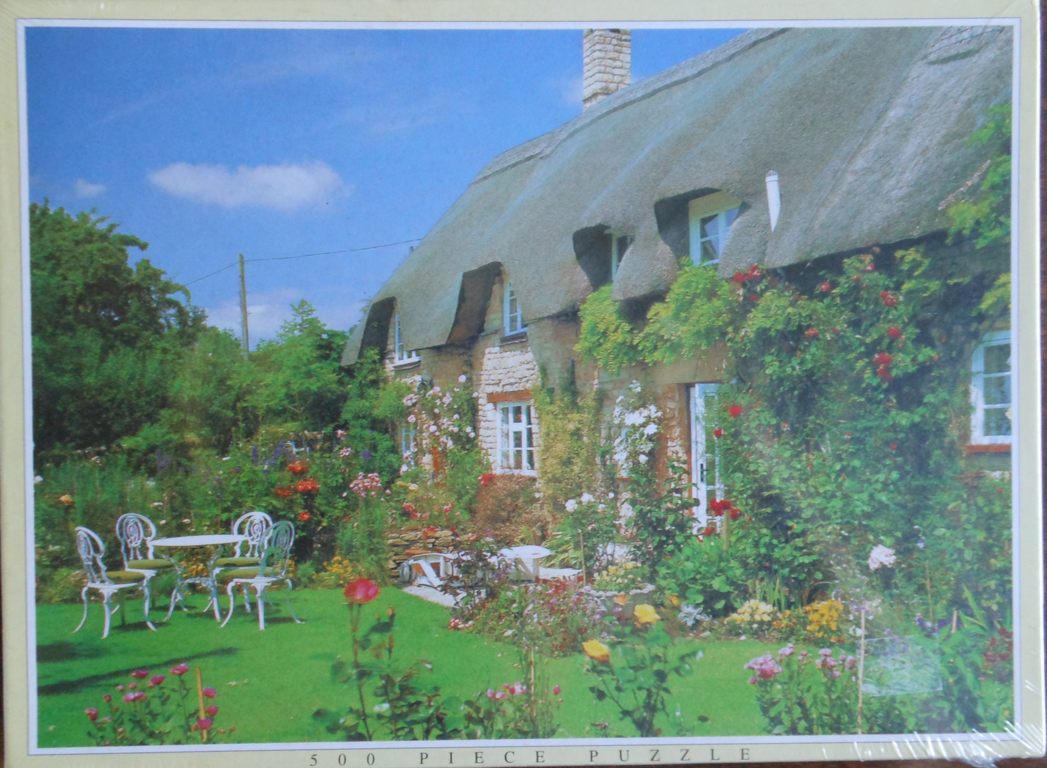 JR 500-piece jigsaw puzzle. Cotswold Cottage