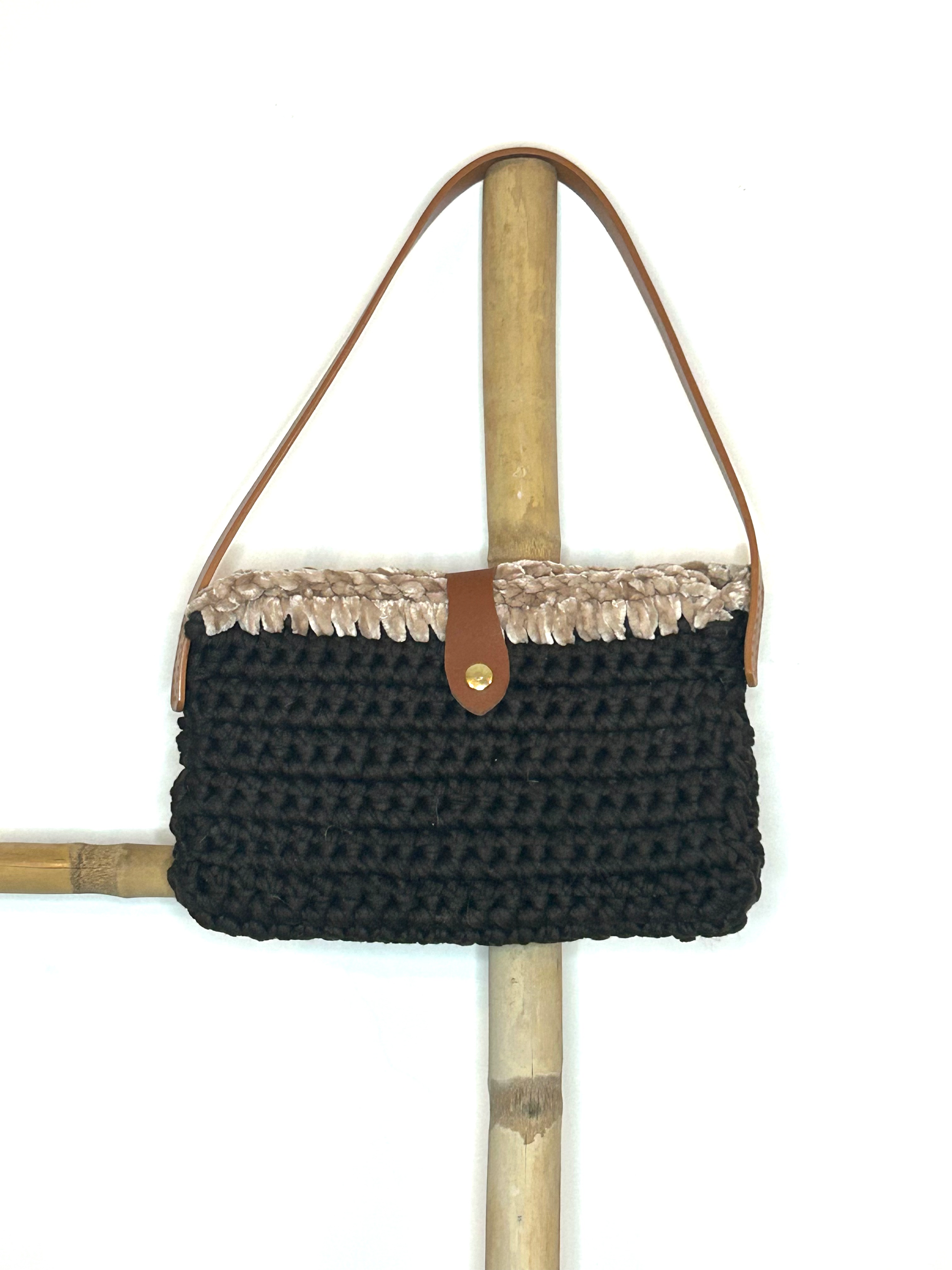 Bolso ribete chenilla