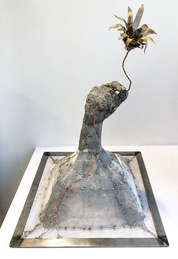 Hand That Feeds | Wire