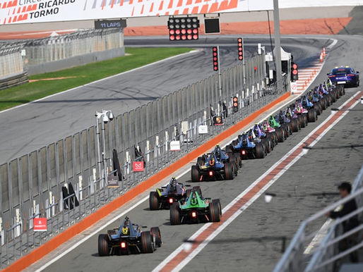 PRÉ-TEMPORADA FÓRMULA E 2025/2026: Testes indicam equilíbrio entre equipes e evolução técnica do Gen3 