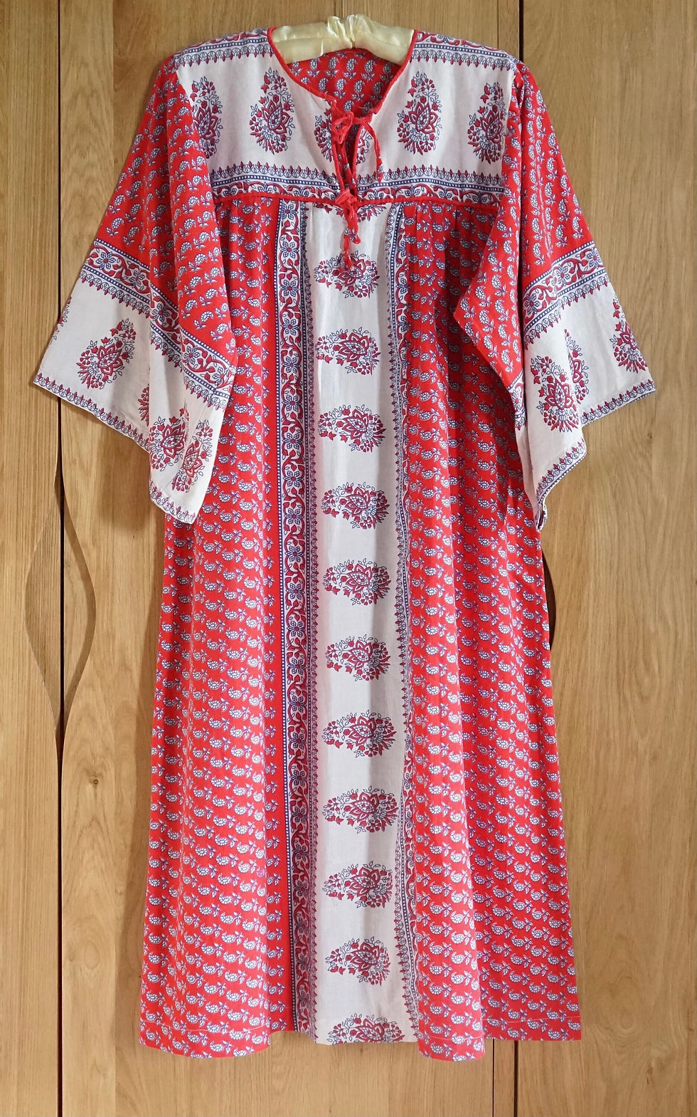 1960s 1970s Indian Cotton Block Print Hippie Boho Beach Holiday Festival Kaftan Dress