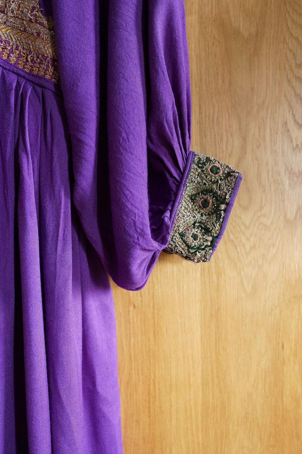 Miniatura: 1970s Hand Embroidered Velvet Bodice Nomads Goddess Balloon Sleeve Afghan Dress