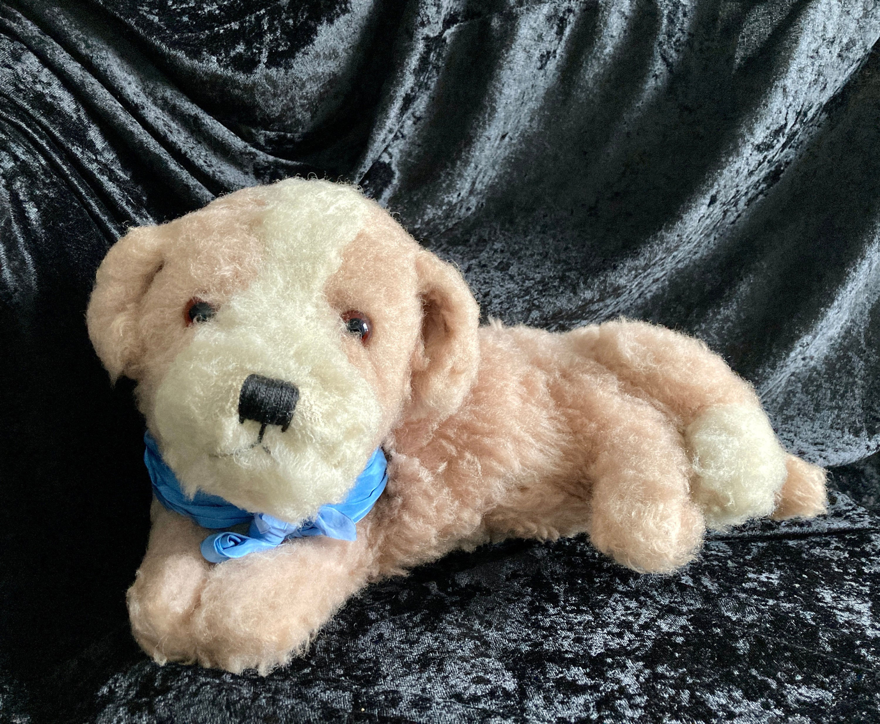 1940s Farnell Alpha Rotating Head Puppy Dog Pyjama Bag, Straw filled Dog Purse