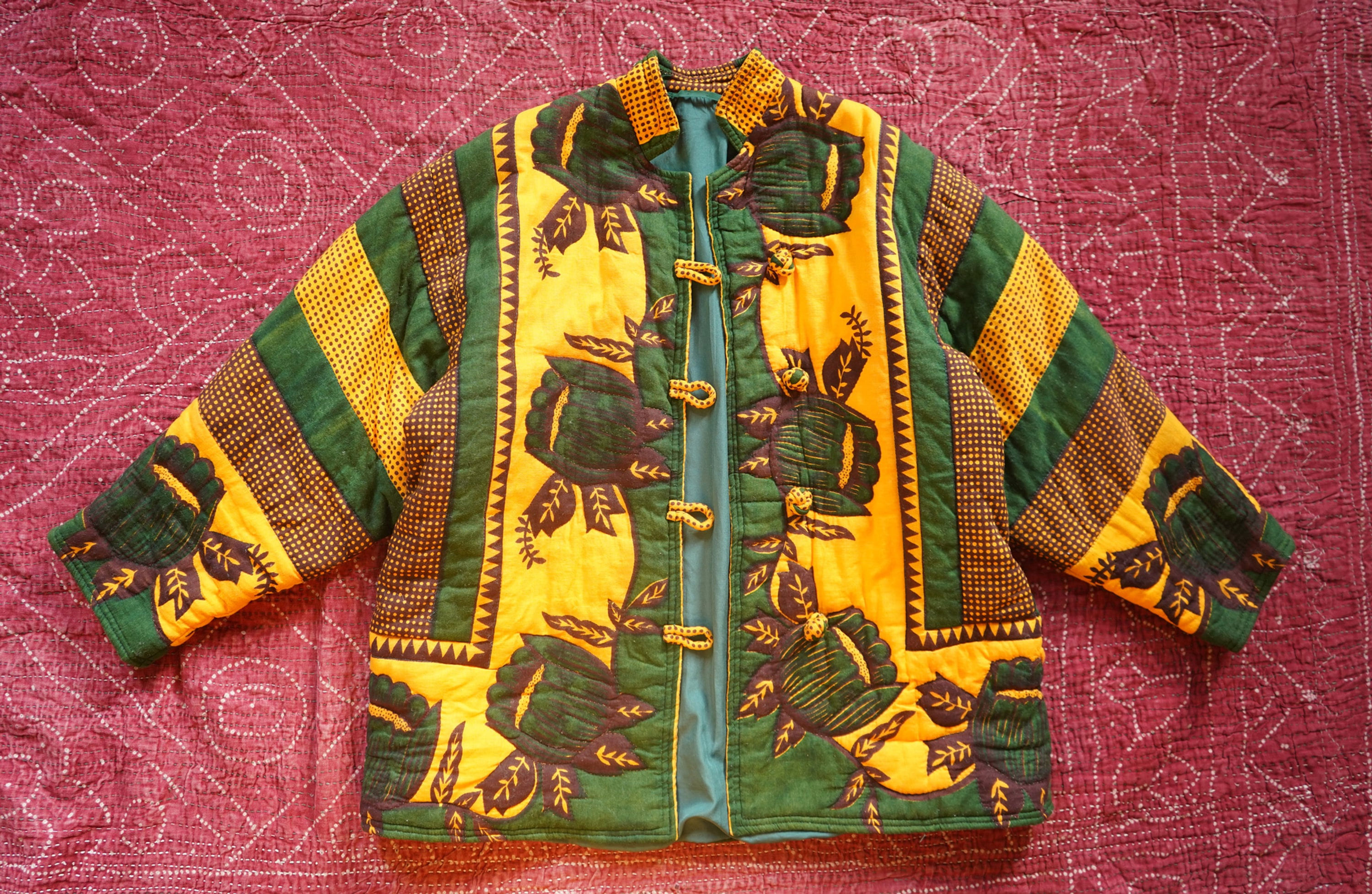70s 80s Unisex Quilted Padded Cotton Oriental Indian Folk Floral Jacket