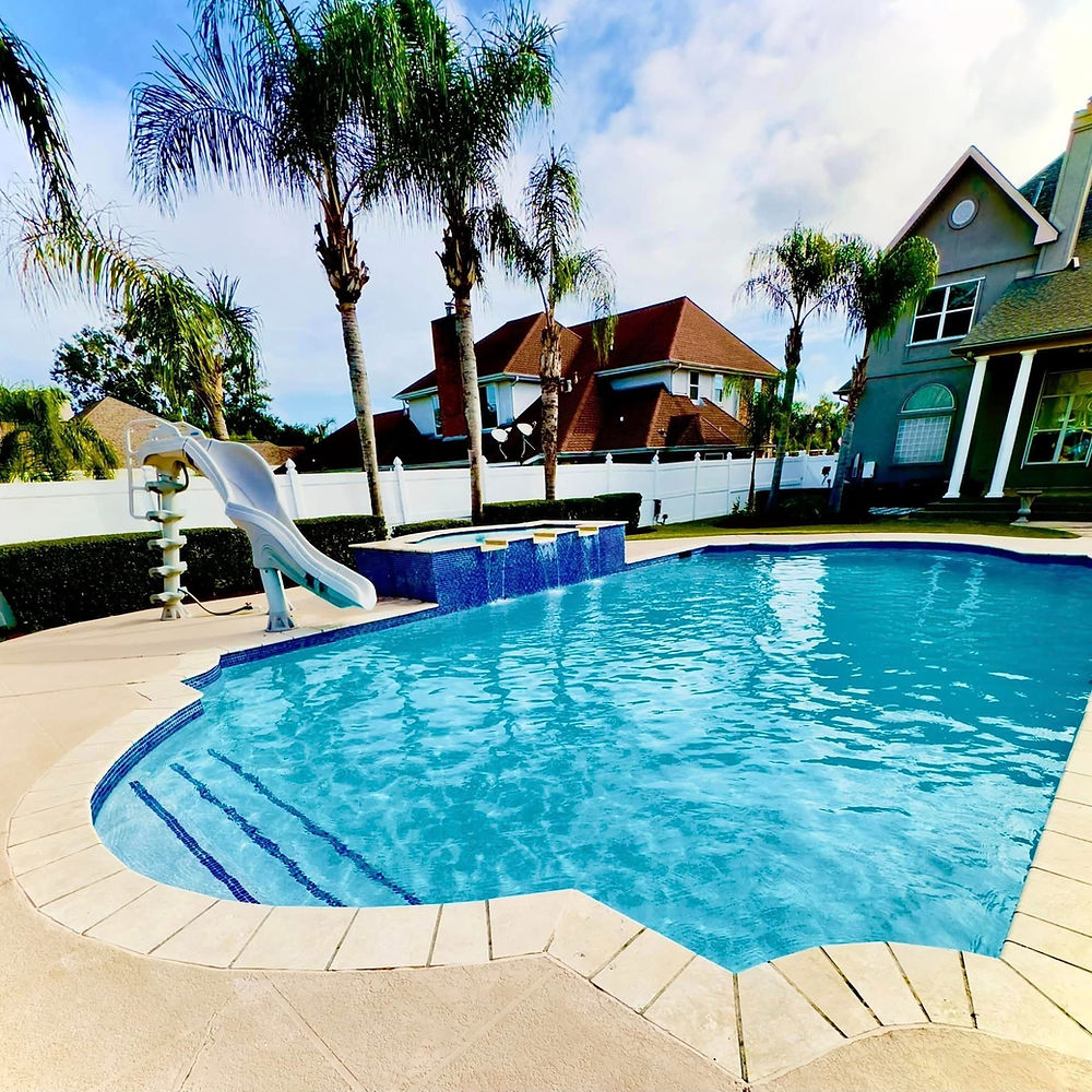 Swimming pool
