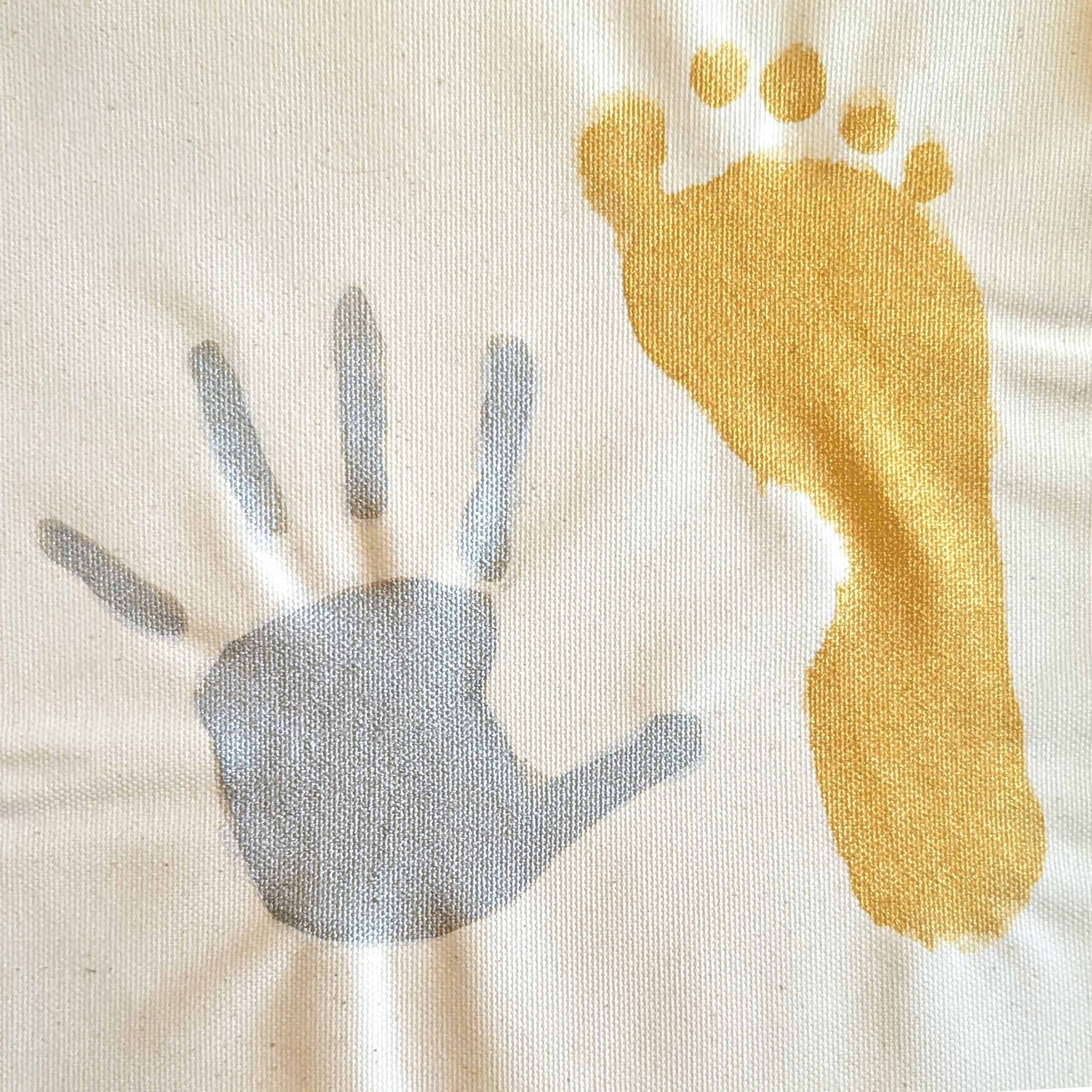 H Letter 9inchhandand footyellow.jpg