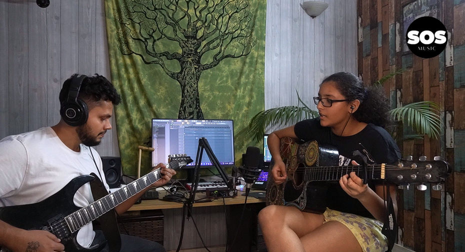 Jatin Agarwal (Founder of SOS Music School) and Suhani. Jamming Sessions.