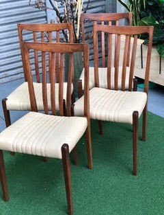 K23 1970_s Dining chairs