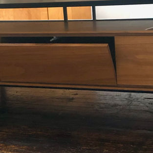 B2 Retro low sideboard