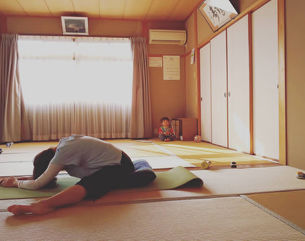 マタニティ ヨガ