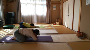 ヨガで自分の体と向き合う