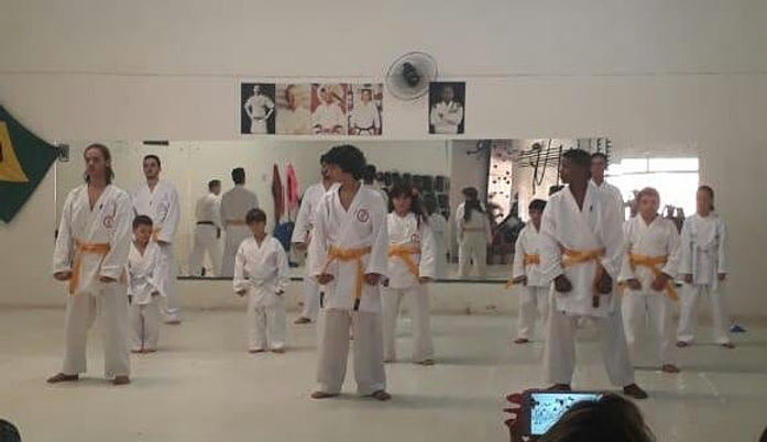 62493095_417555325764804_311343364698013