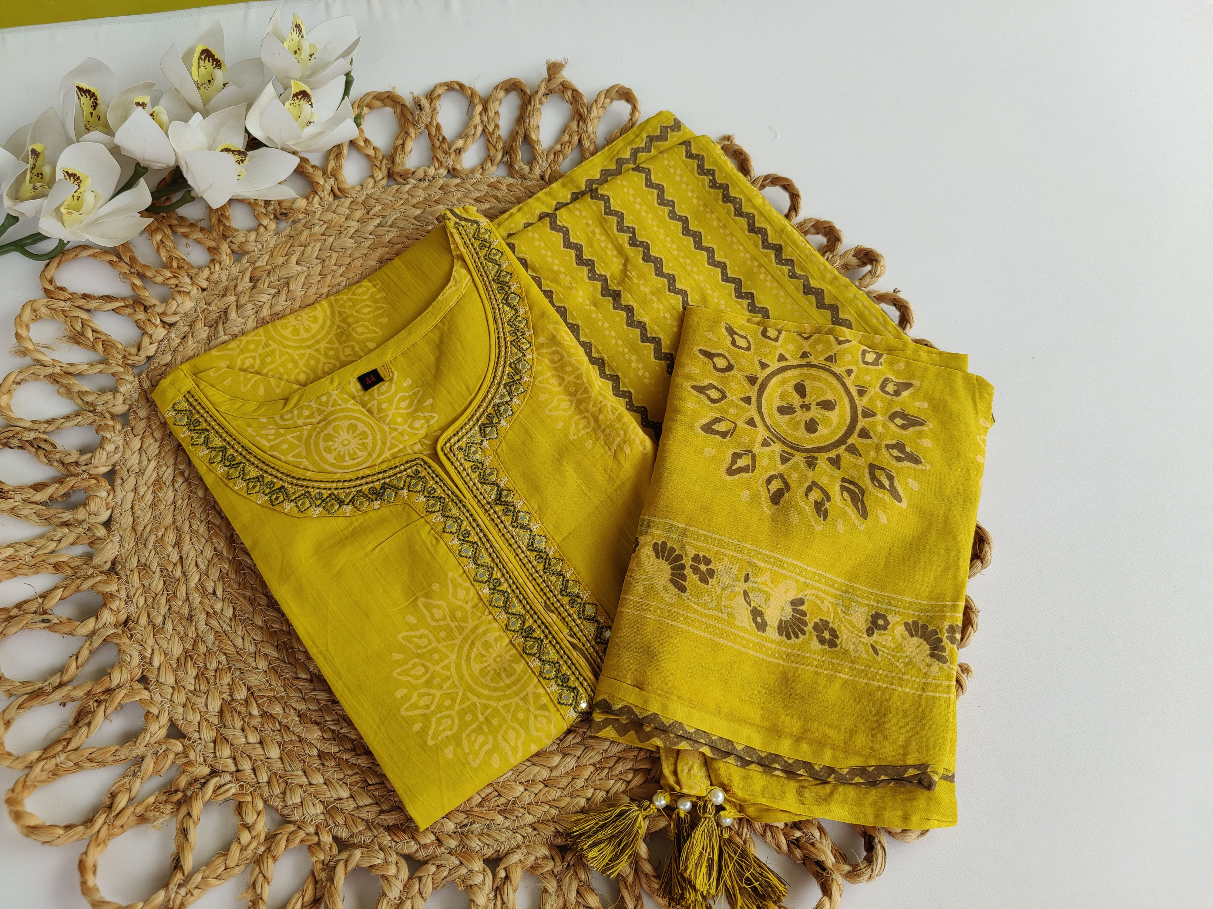 KU973.Pure cotton Kurta set with Embroidered Foil Mirror work