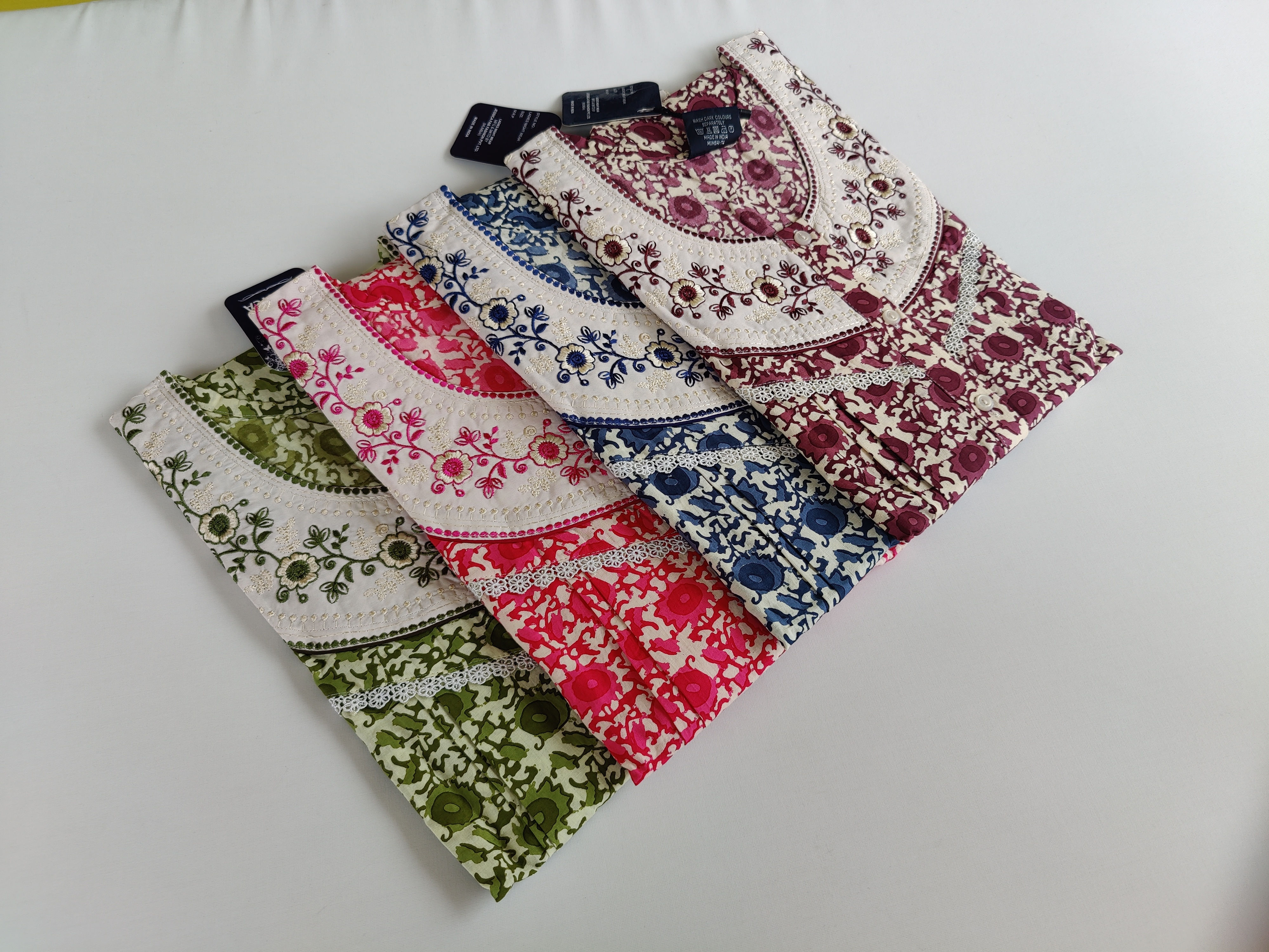 JE0268.Pure Cotton Nighty with Embroidery Work