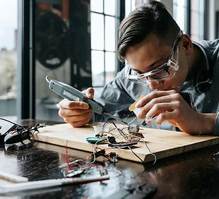 man-soldering-wires-1272240627.jpeg