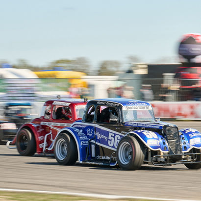 Kampen bliver hård i Grand Prix Tours Legend Car Cup