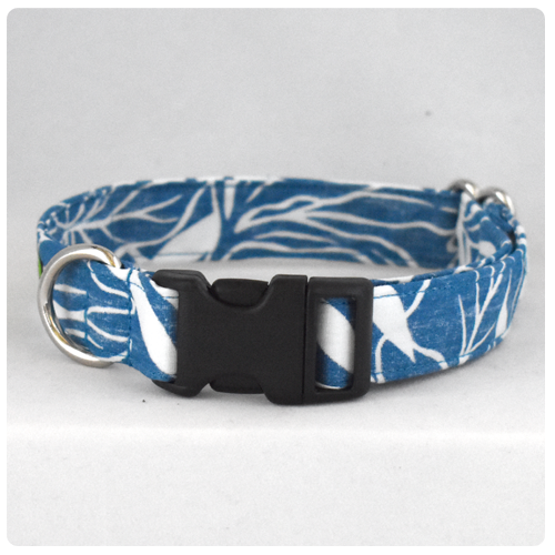 Thumbnail: Blue Monstera 2 Collar & Leash