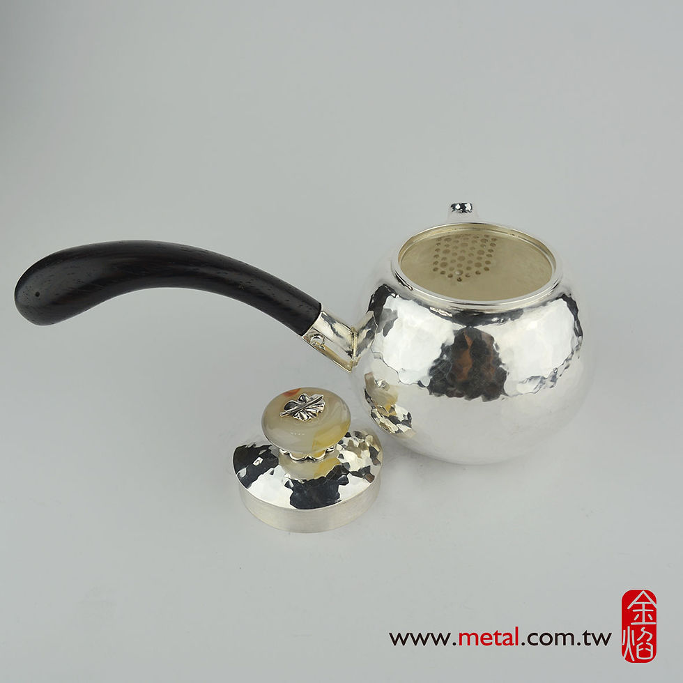 Thumbnail: (1916) 鐵刀木側把-海洋玉髓鈕
