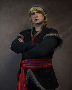 Kristoff Eislieferant Anna Eiskönigin buchen Hamburg Prinzessin Kindergeburtstag Charakterdarstellung Events Kindergeburtstag mit HeldenZauber