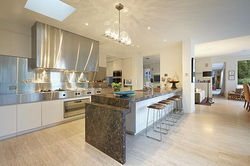 952_2729615_060914014934_6998[1]