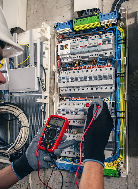 Montagem de Painéis Elétricos e Industriais