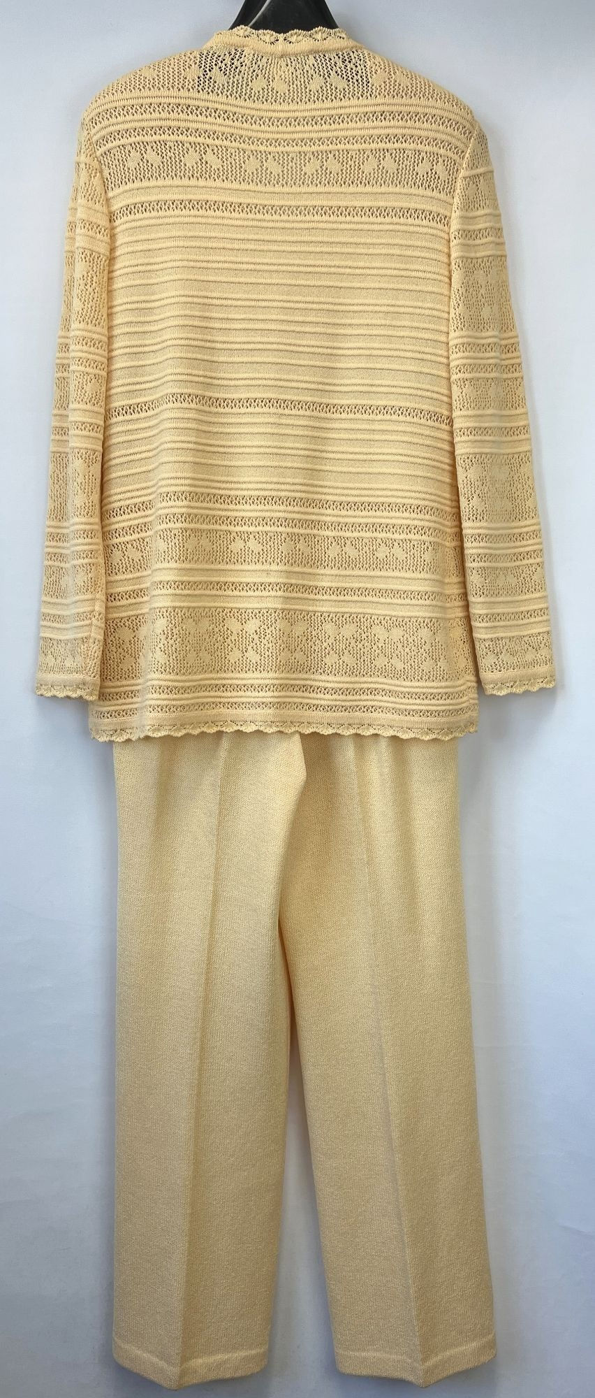 縮圖：ST. JOHN COLLECTION 2 Pcs Yellow Suit Jacket Pants Pearl Buttons Santana Knit 2