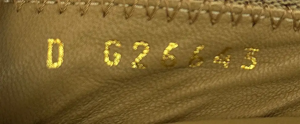 Thumbnail: CHANEL Leather Suede Ballet Pumps 35.5 5.5 US Beige Cap Toe Elastic Chunky Heel