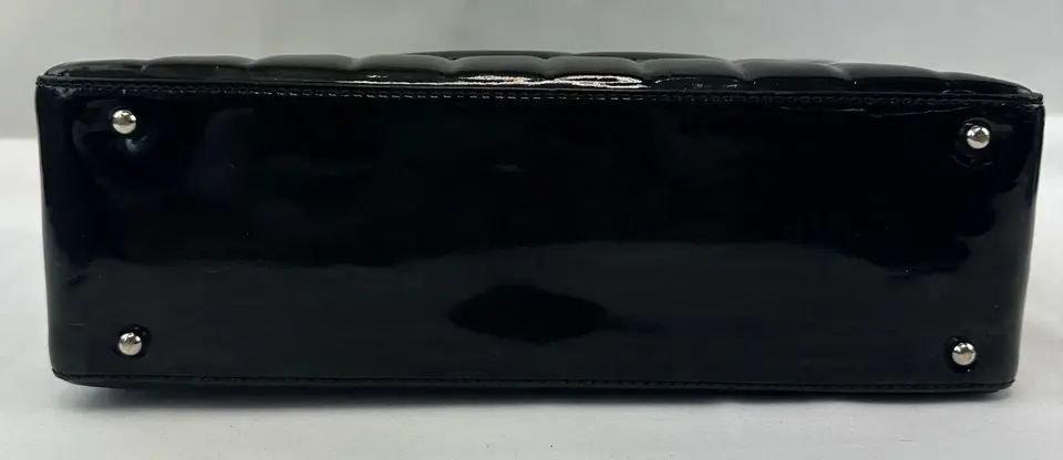 Thumbnail: CHANEL Chocolate Bar Patent Leather Shoulder Bag Small Black Square Quilted