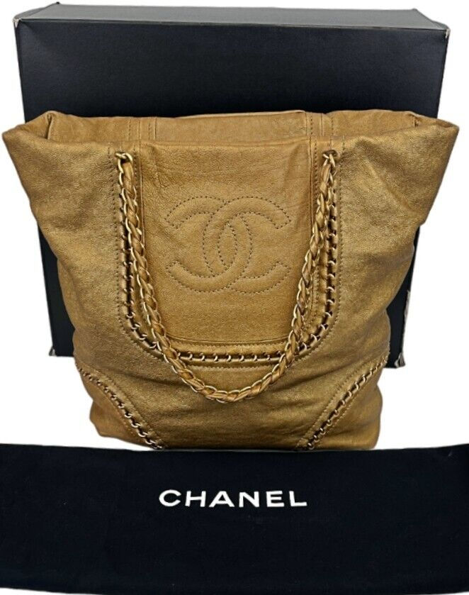 Thumbnail: CHANEL Luxe Ligne Tote Bag Metallic Gold CC Chain Leather Vintage Large RARE