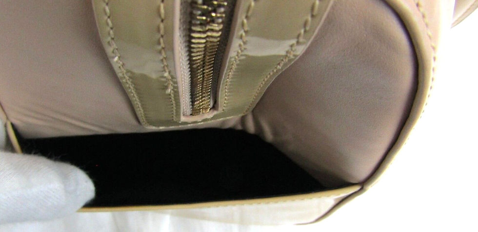 Miniatura: ST. JOHN Satchel Handbag Beige Patent Leather Trim Logo Doctor Bag Speedy
