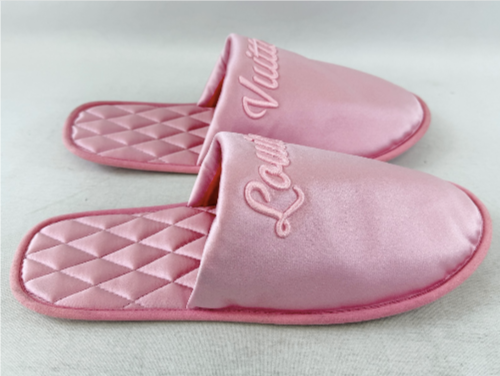 縮圖：LOUIS VUITTON LV Suite Flat Mule 40 41 Pink Logo Satin House Slippers Unisex L