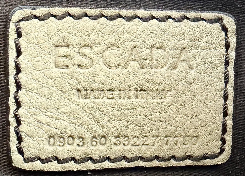 Hình thu nhỏ: ESCADA Tan Leather Classic Shoulder Bag Pockets Buckle Small Gold Hardware