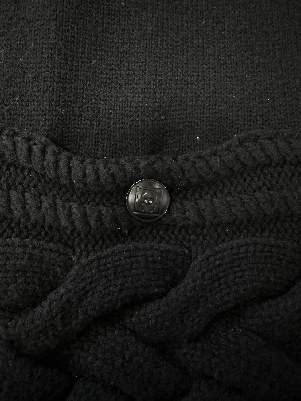 縮圖：CHANEL 2pcs Black Knit Sweater Turtleneck Dress 38 Jacket 40