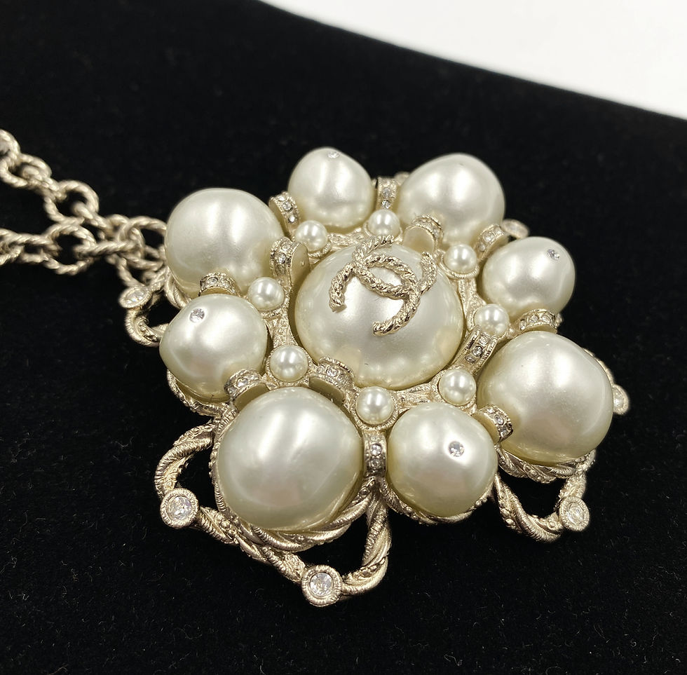 Miniatura: NWT CHANEL Glass Pearl Crystal Gold Chain Pendant Necklace RARE 2018
