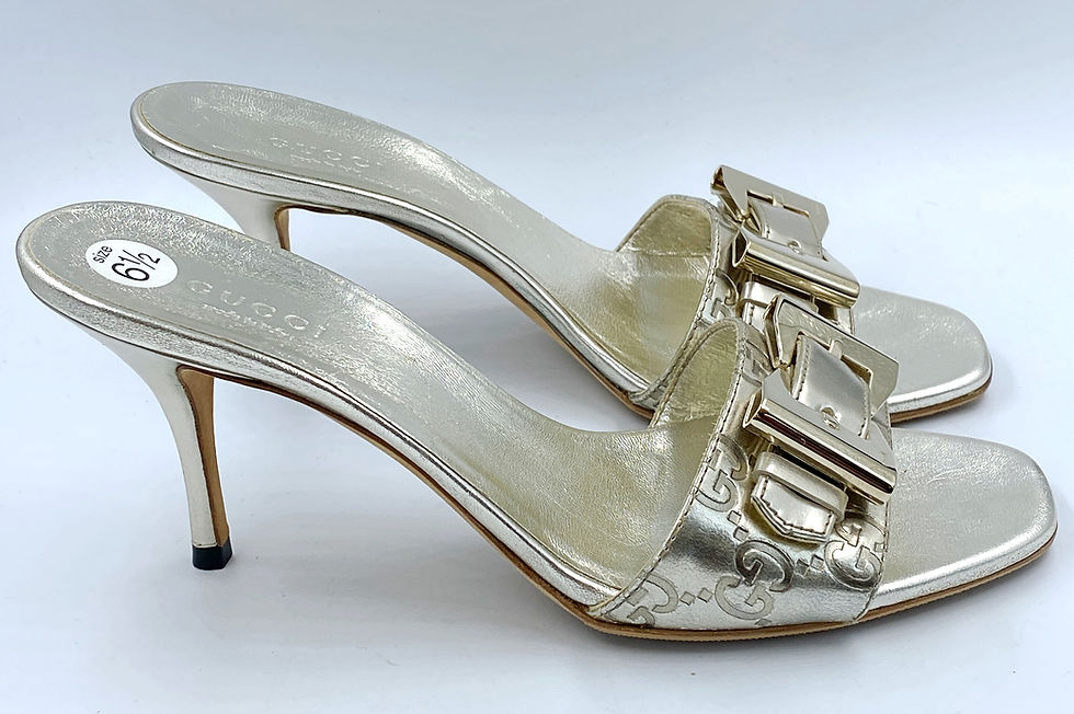 縮圖：NEW GUCCI Logo Silver Guccissima Bow Buckle Kitten Heels 6.5 Mules Sandals RARE