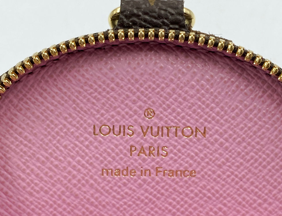 Thumbnail: NWT LOUIS VUITTON Japan Christmas Round Coin Purse Special Edition LV M80864