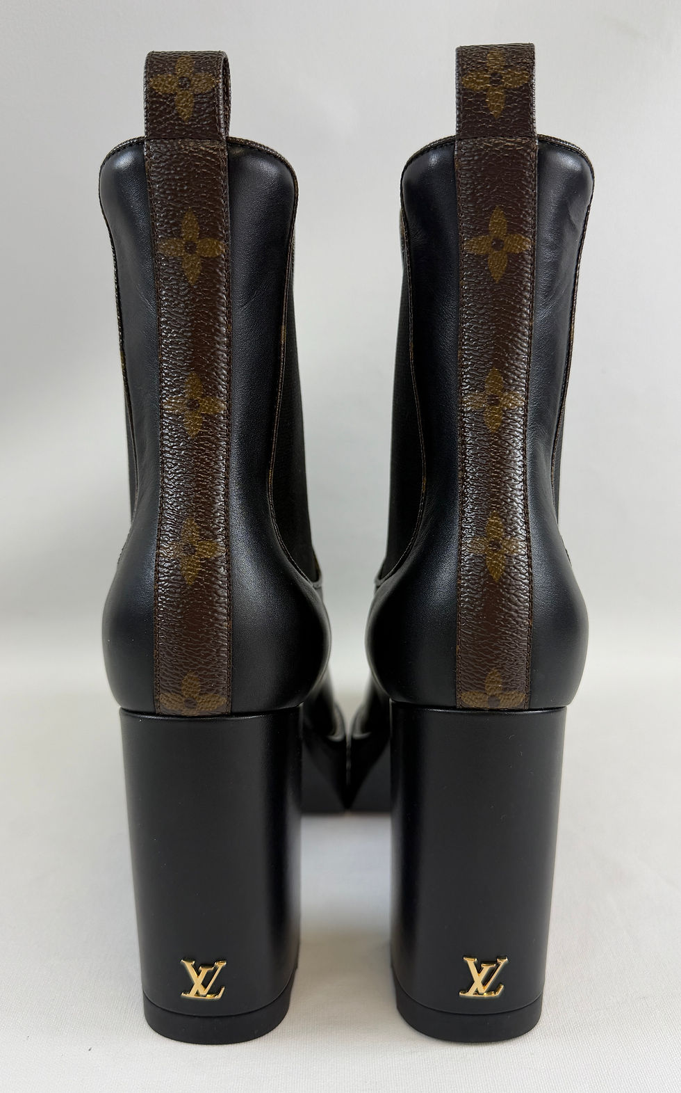 Miniatura: LOUIS VUITTON Lv Beaubourg Ankle Boots 37.5 7.5 US Black Leather Monogram