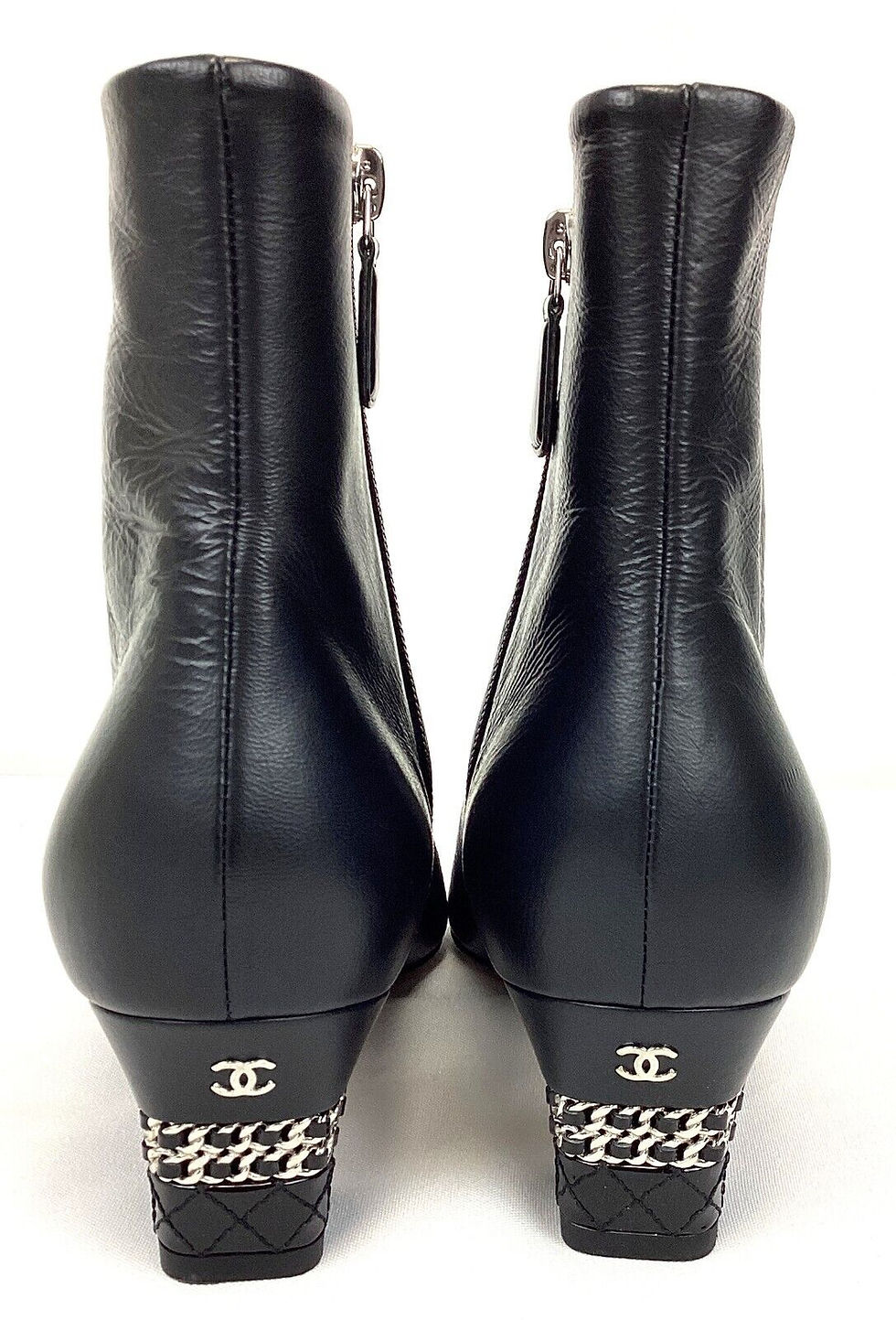 Hình thu nhỏ: CHANEL Leather Ankle Boots 40 Black Interlocking CC Logo Chain-Links Booties 9
