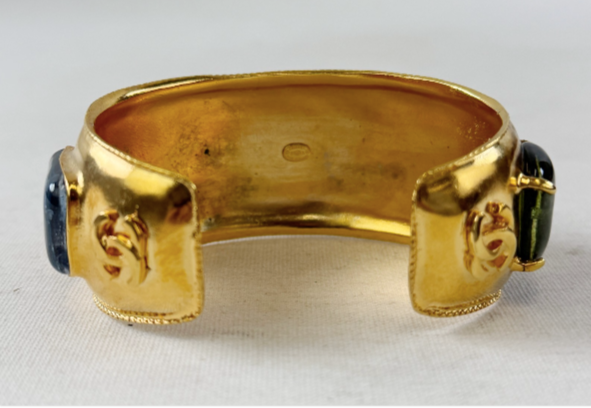 Thumbnail: CHANEL Gripoix Glass Gold Plated Cuff Bracelet Gold Multicolor CC 1997